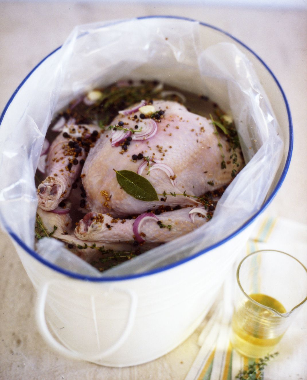 brining a turkey in white pot