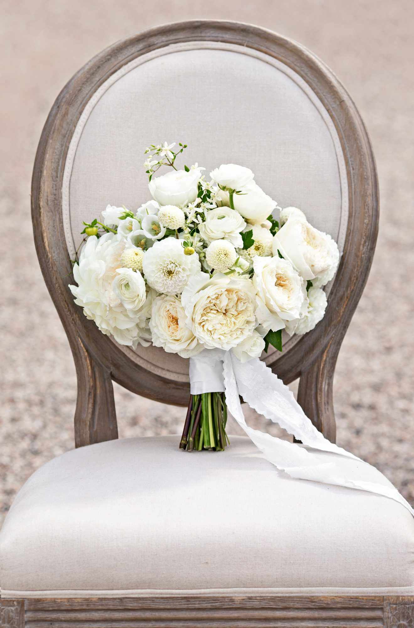 white bouquet