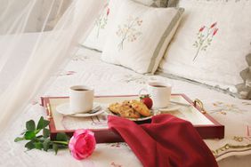 Romantic valentines day bedding