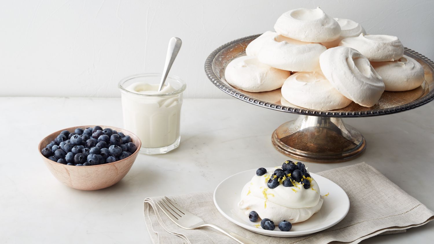 easy mini pavlovas