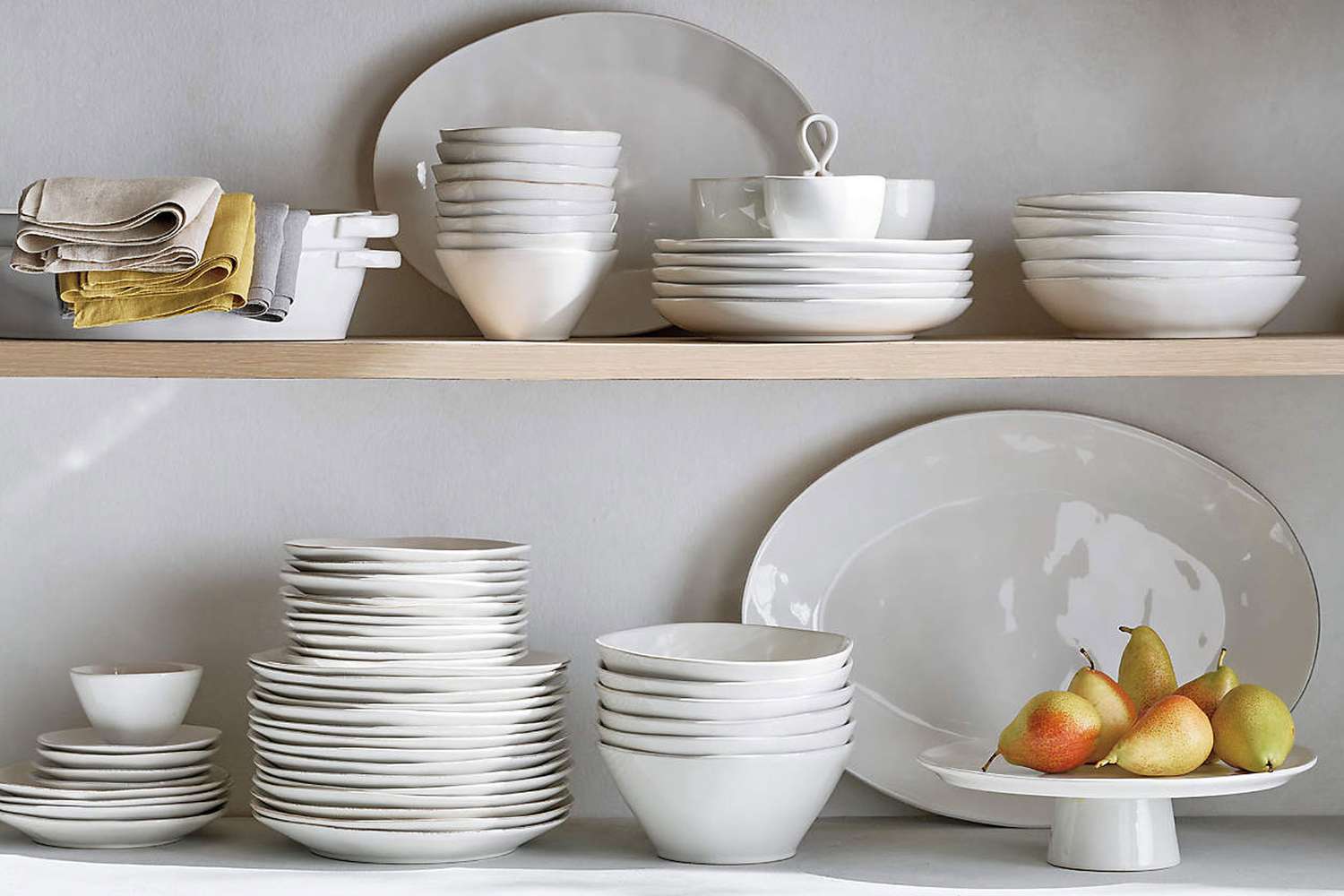 Crate and Barrel Marin Dinnerware 4-Piece Place Setting