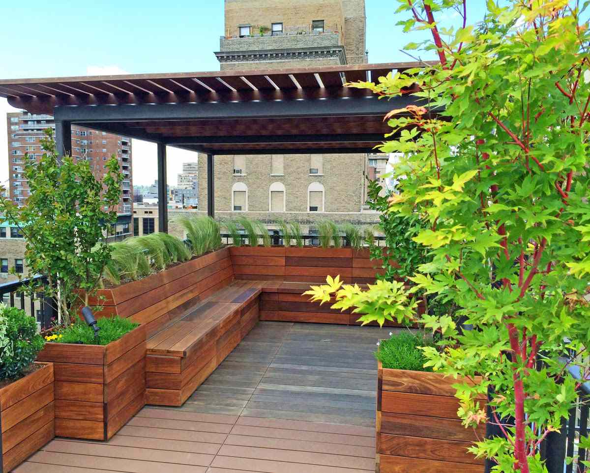 outdoor rooftop seating