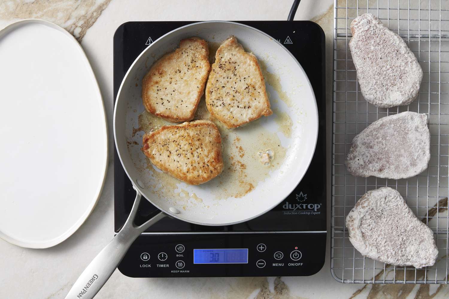 Pork sautÃ©ing in frying pan