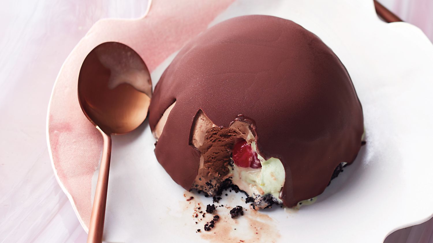 chocolate-pistachio tartufo