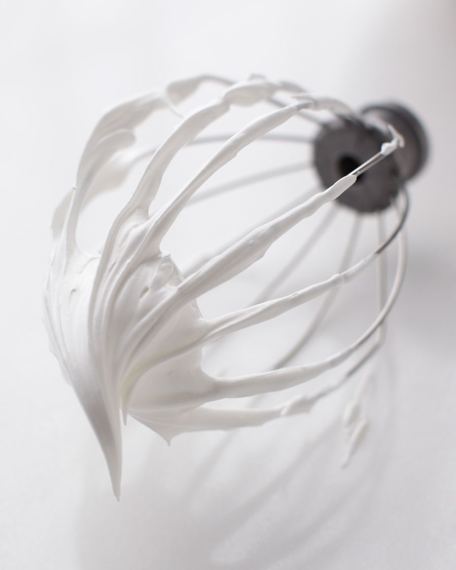 7 min white frosting stand mixer