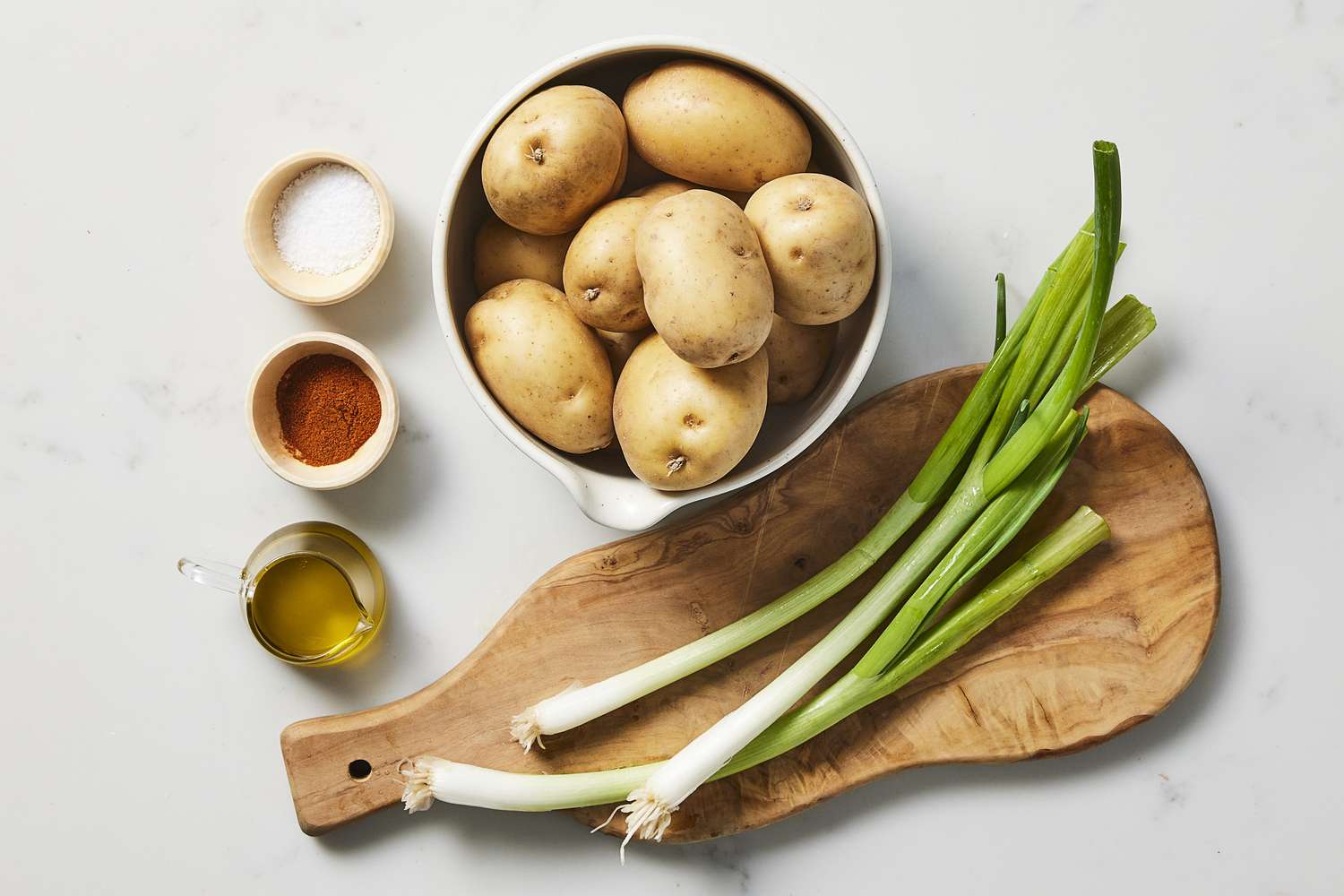Ingredients for paprika potatoes
