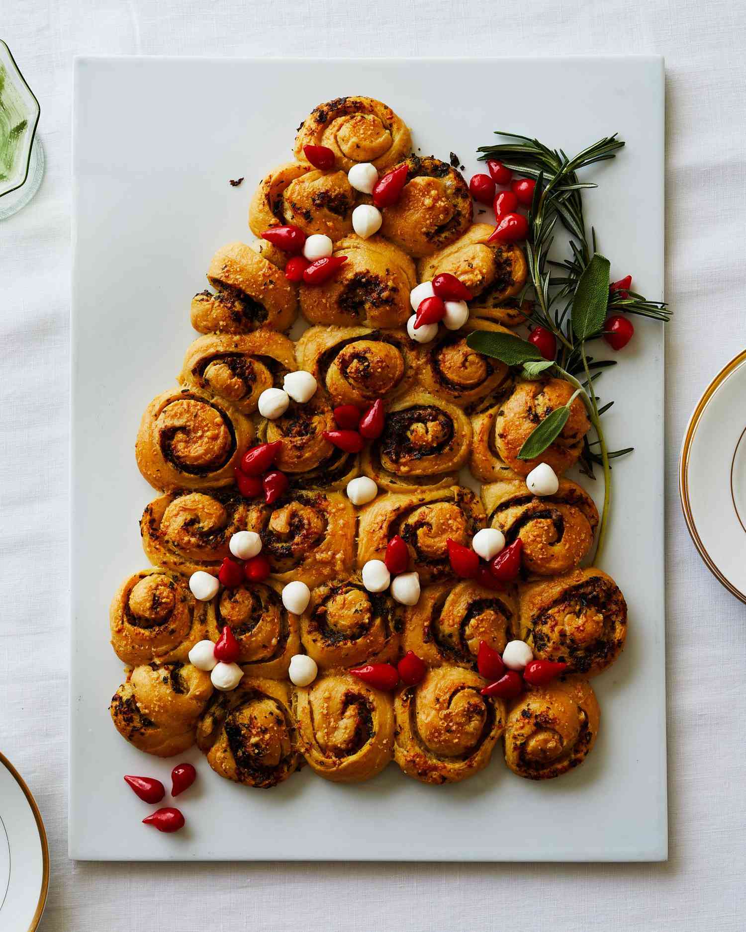Christmas tree pull-apart bread