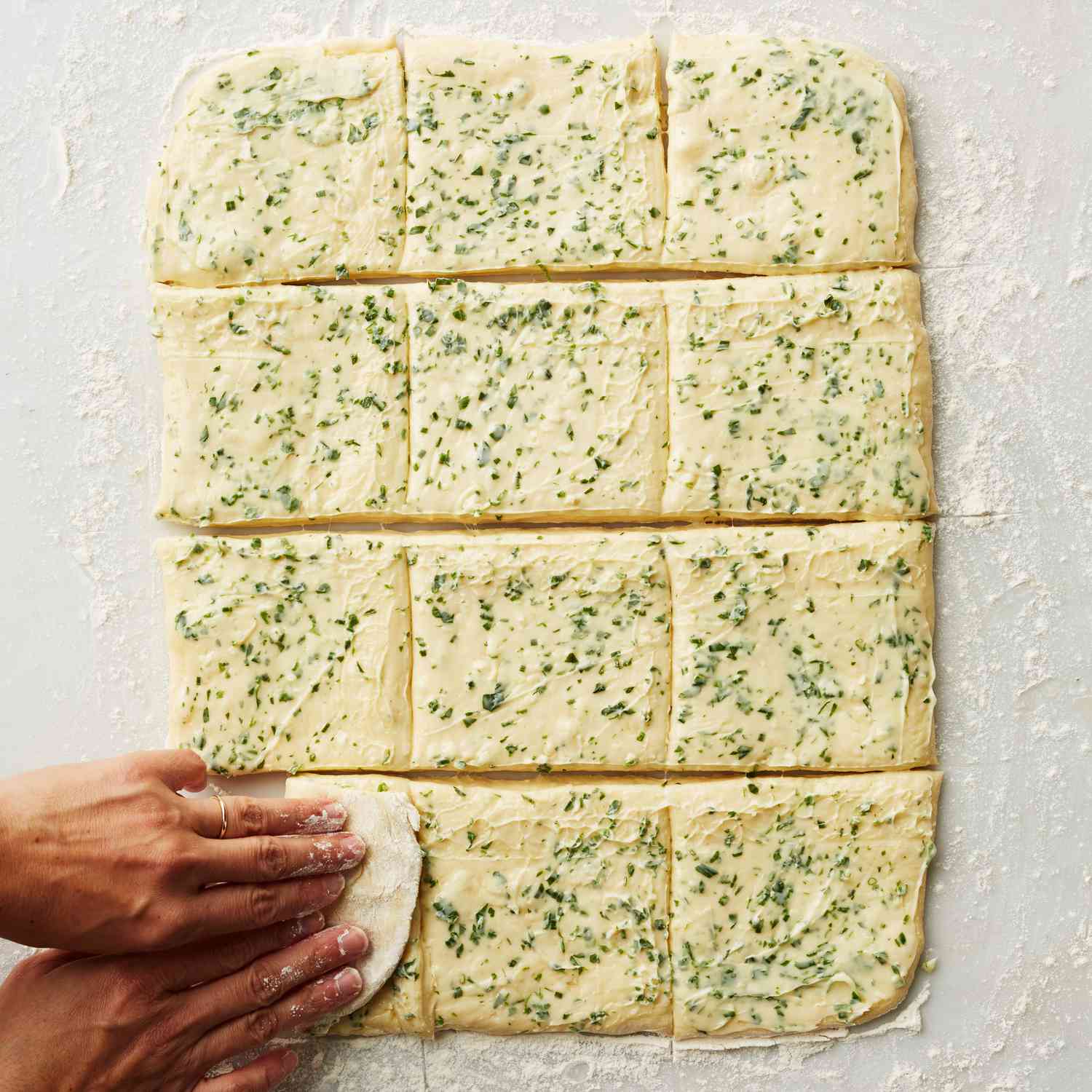 herb bread how to roll