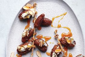 dates-blue-cheese-238-lighter-d112542.jpg
