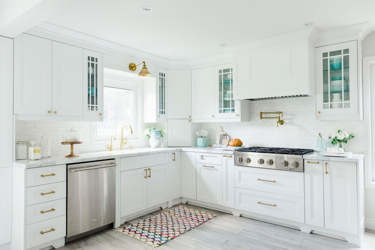 White Kitchen