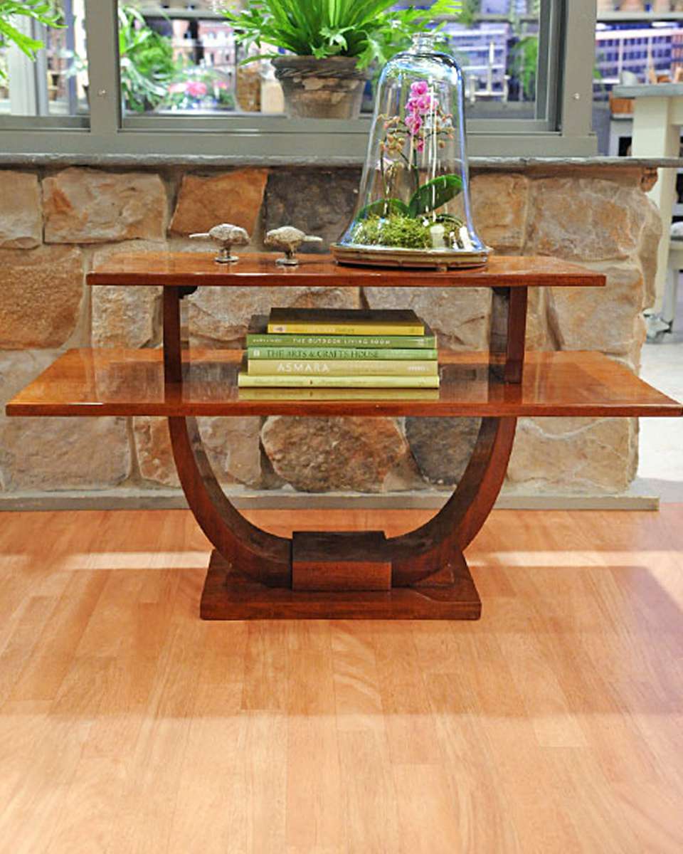 6086_012411_french_polish_furniture_hd-xl