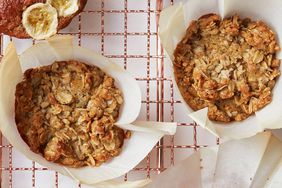orange-date-crumble-muffin-391-d113047-1.jpg