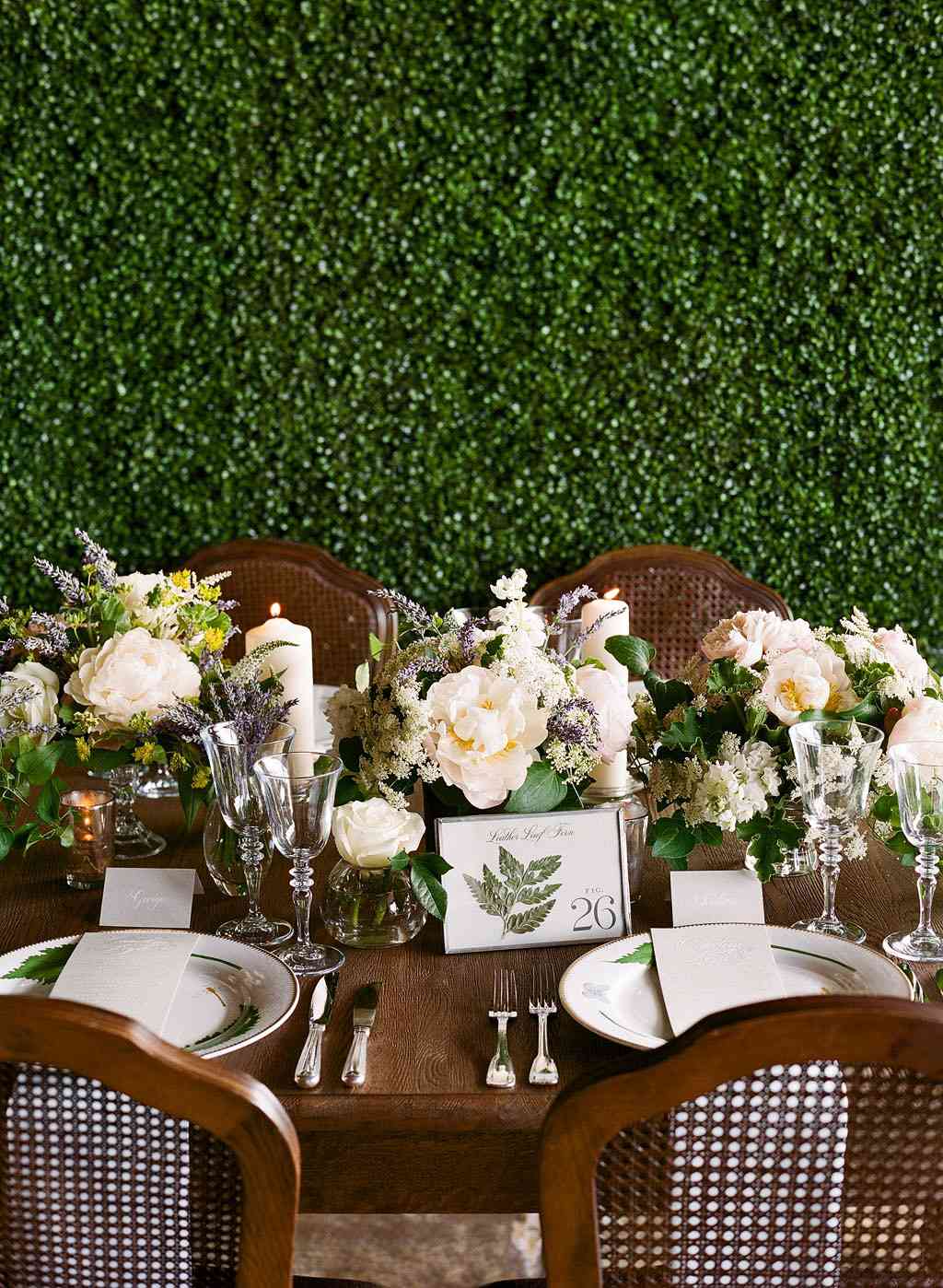 table setting flowers