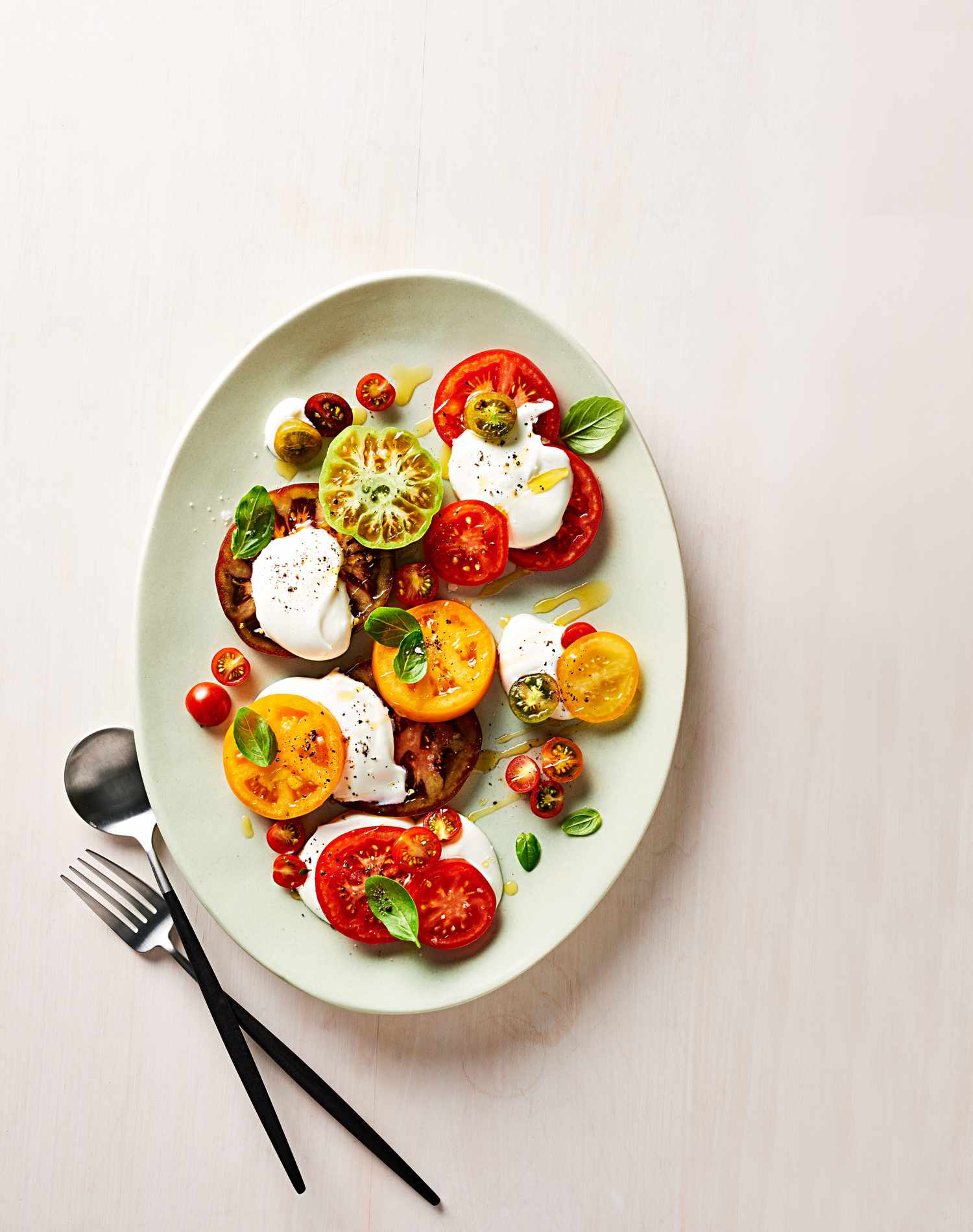 tomatoes with lightly whipped cream