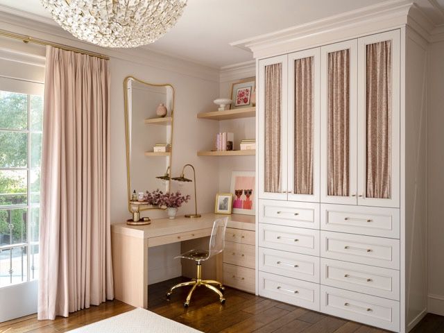 pale pink cream color drenching