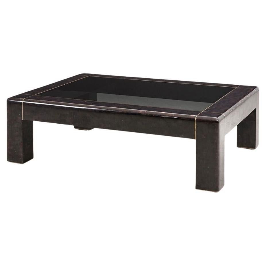 A black table