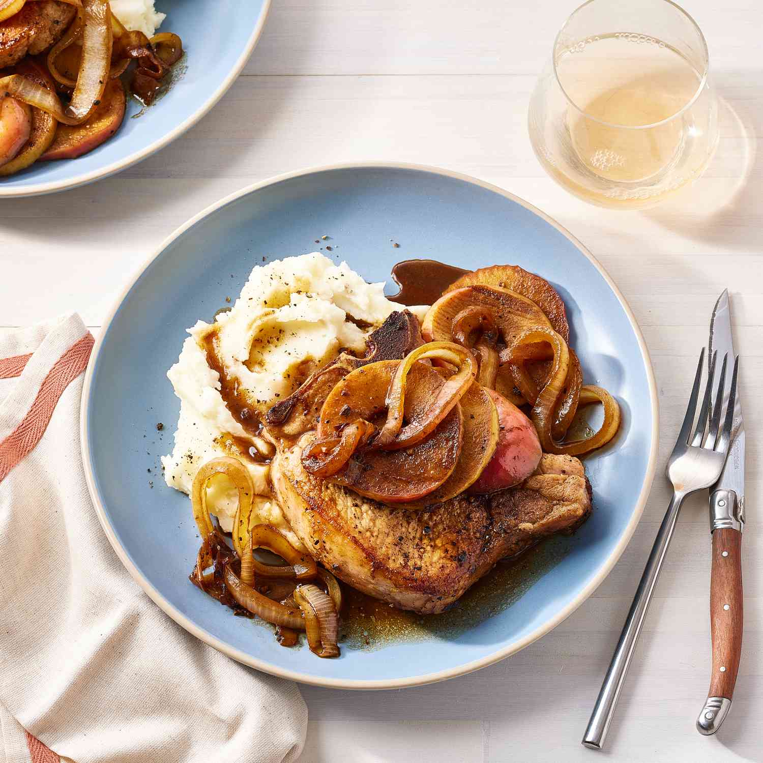 Pork Chops with Apples and Onions