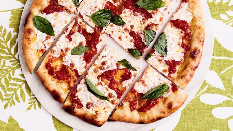 classic margherita pizza