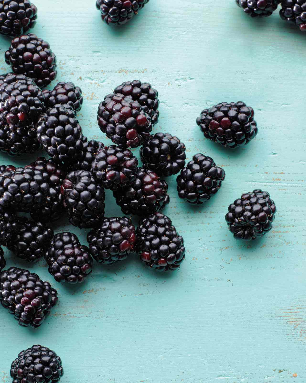 blackberries-med108588.jpg
