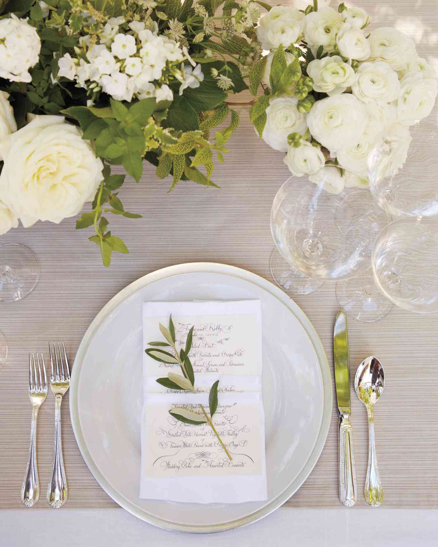 table-setting-mwd109296.jpg