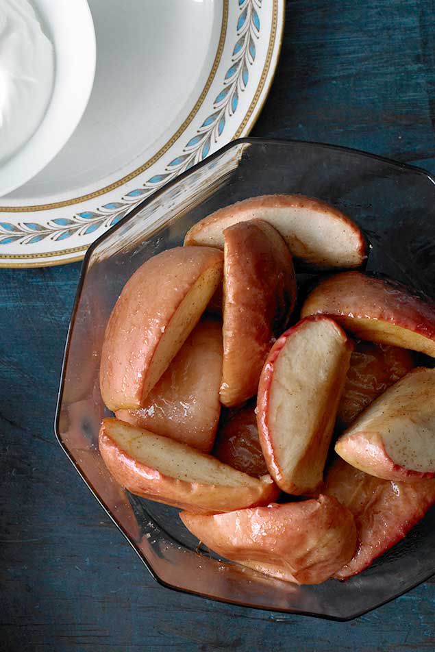 roasted apples in bowl