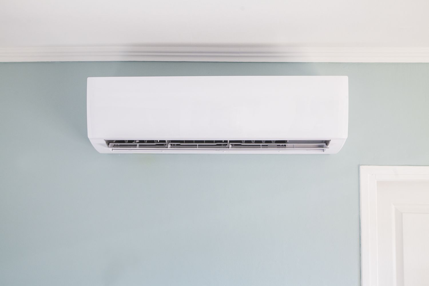 mini split air conditioner unit