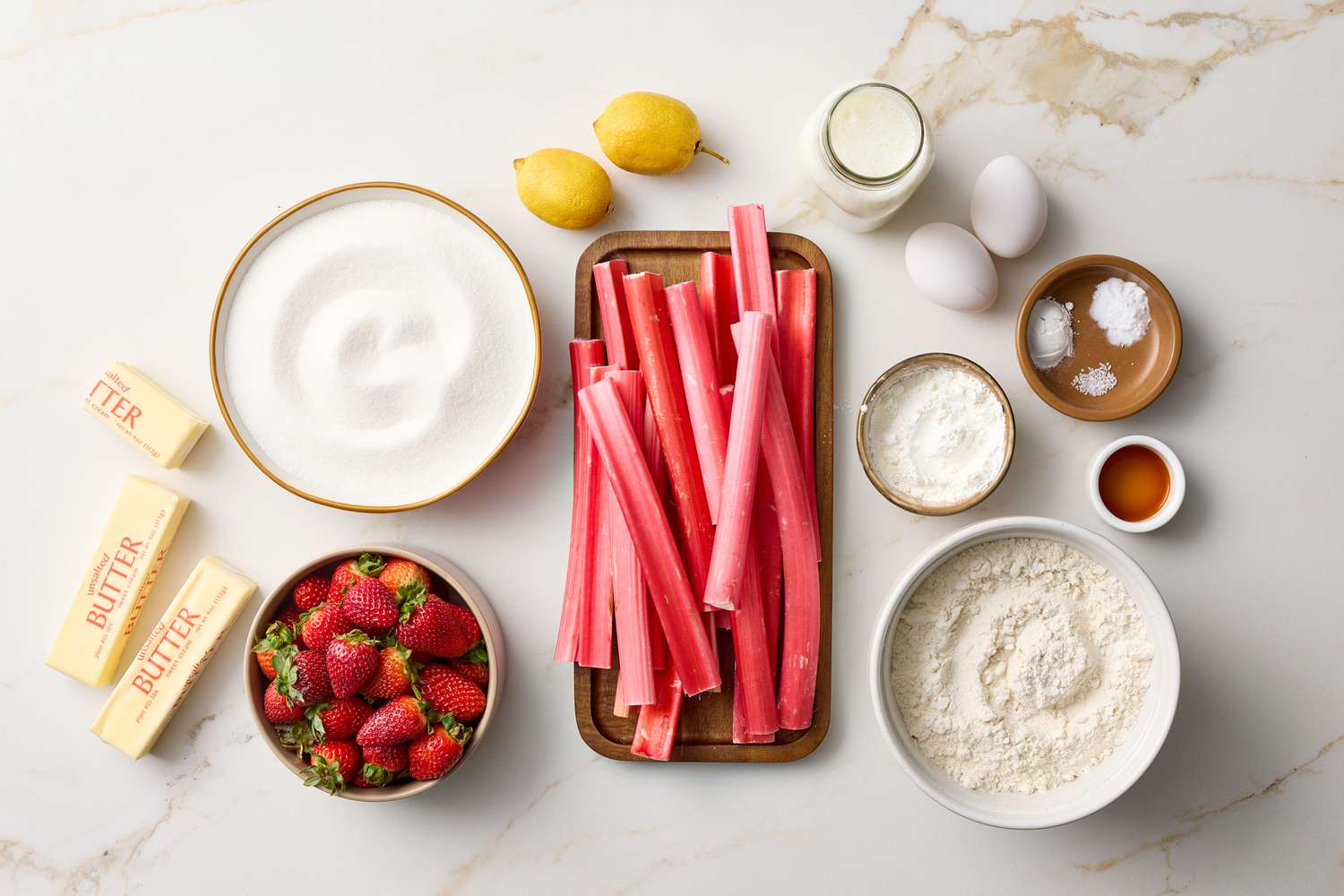 Strawberry Rhubarb Coffee Cake