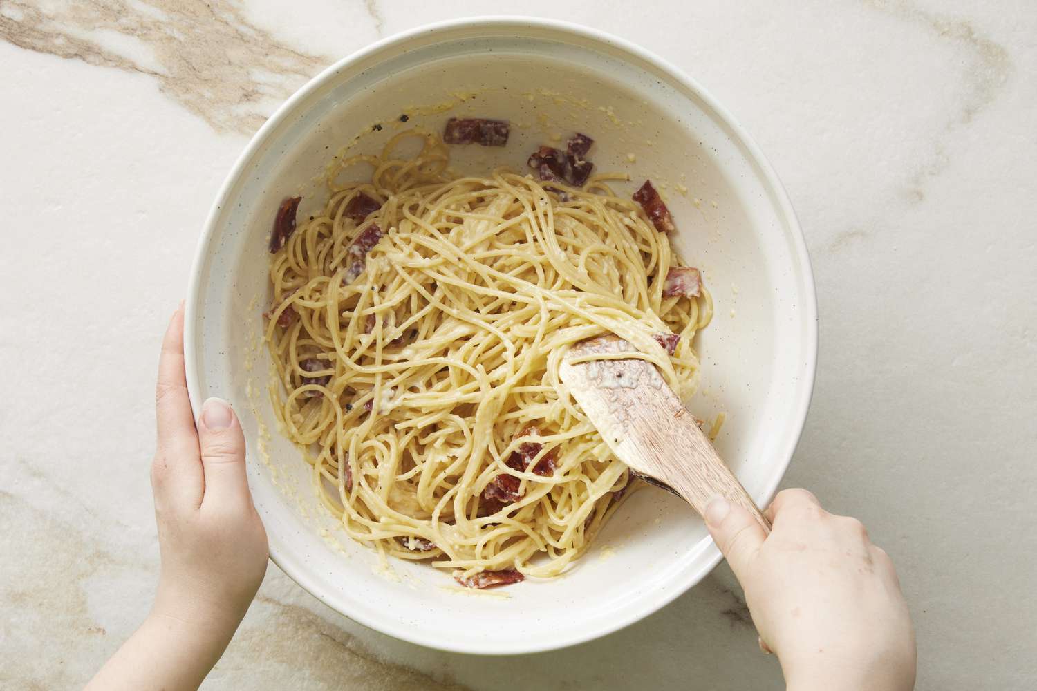 Quick Carbonara in bowl 