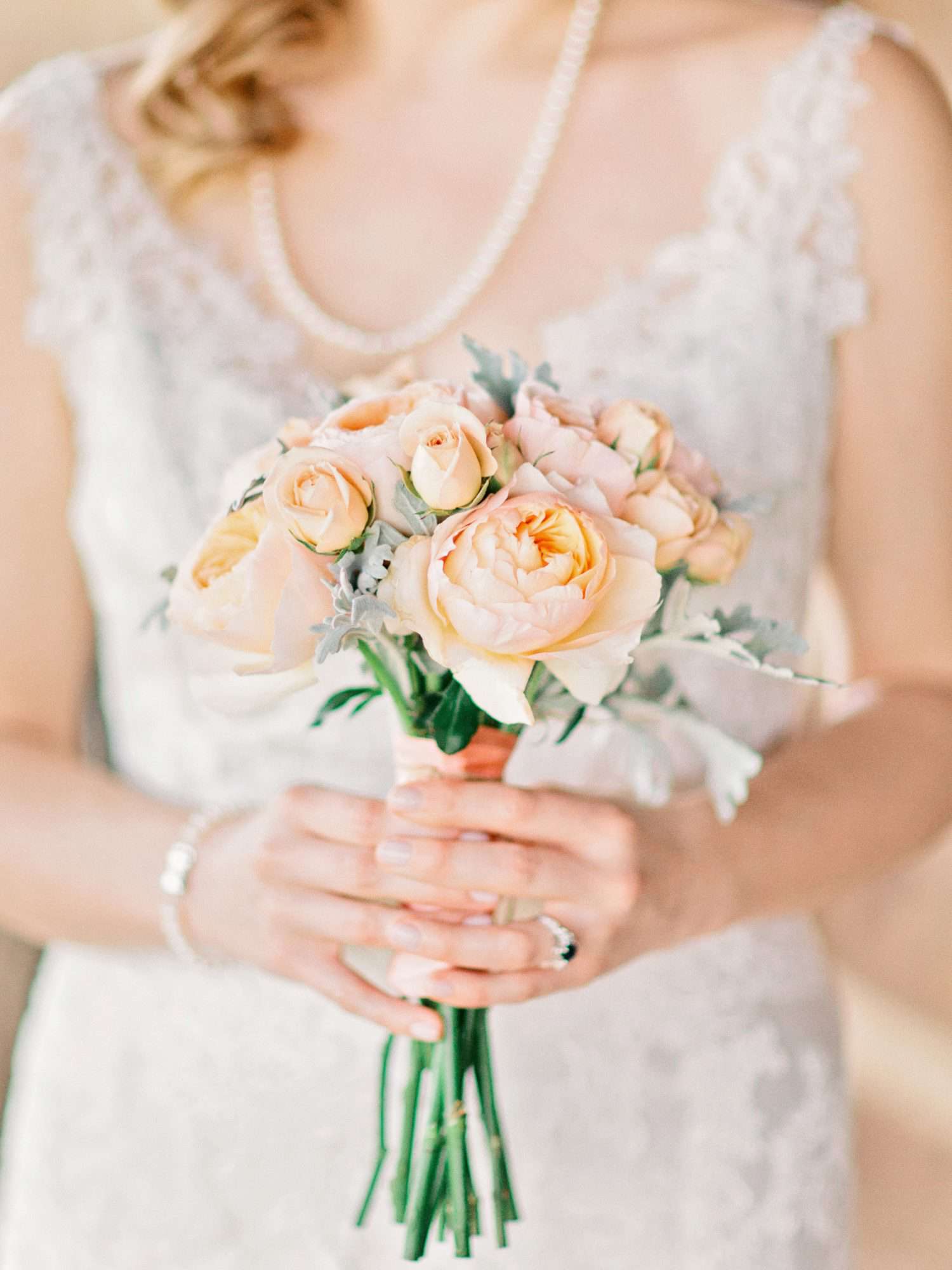 bouquet with peach garden roses
