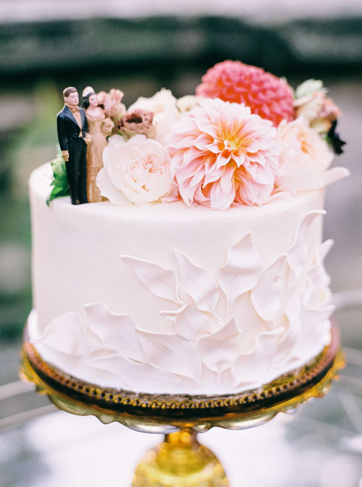 close up of wedding cake details