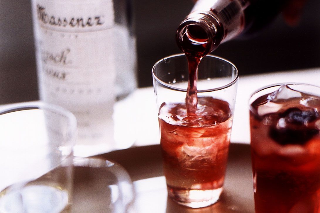 Kirsch-Wine Cocktails