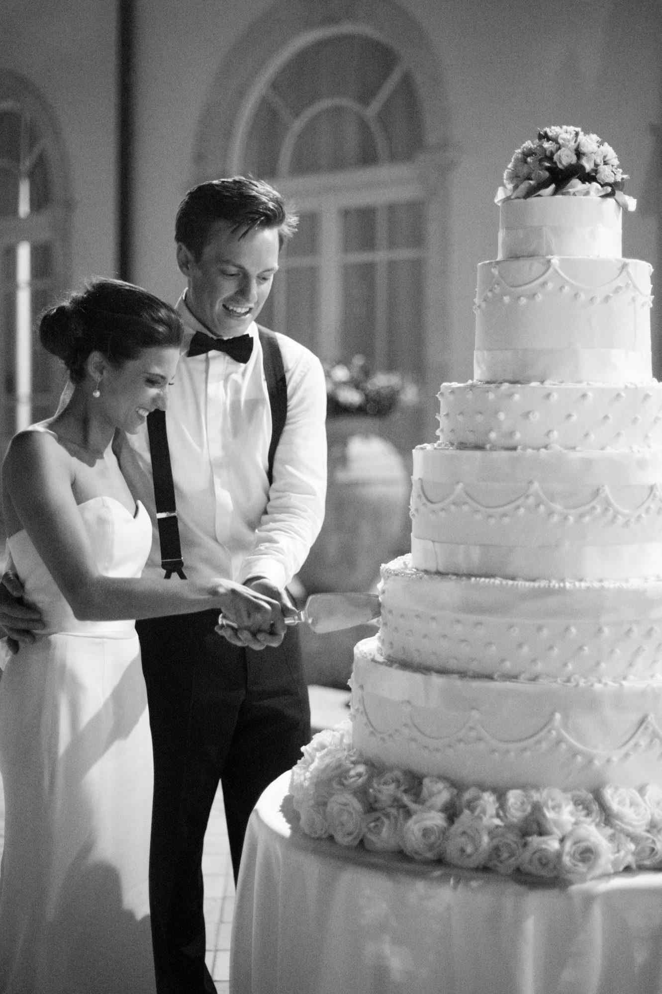 couple cutting cake