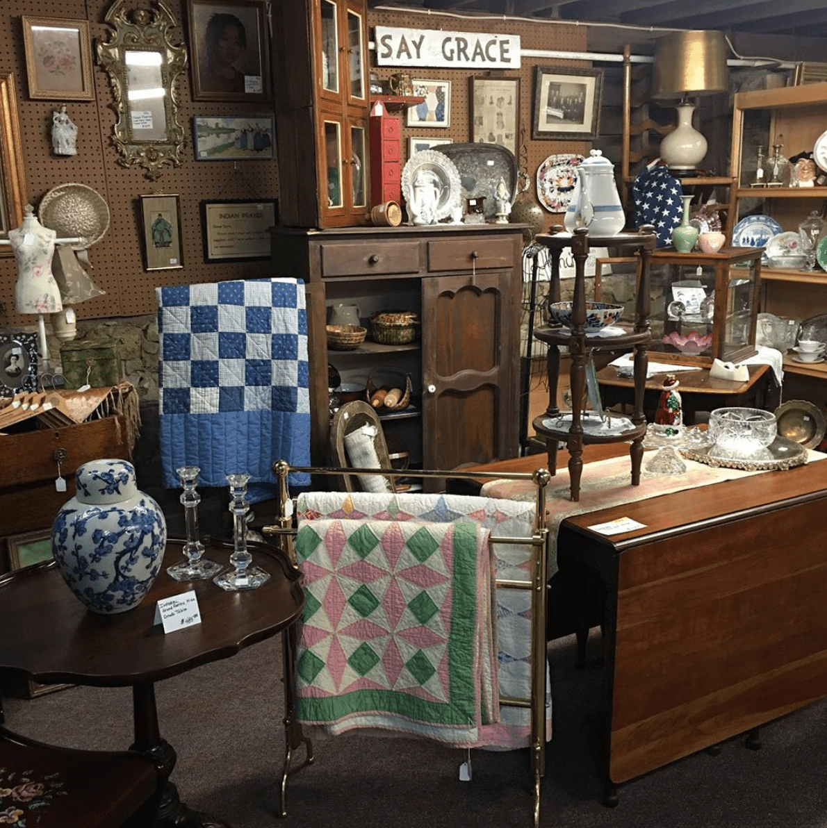 antiquing-iowa-0320