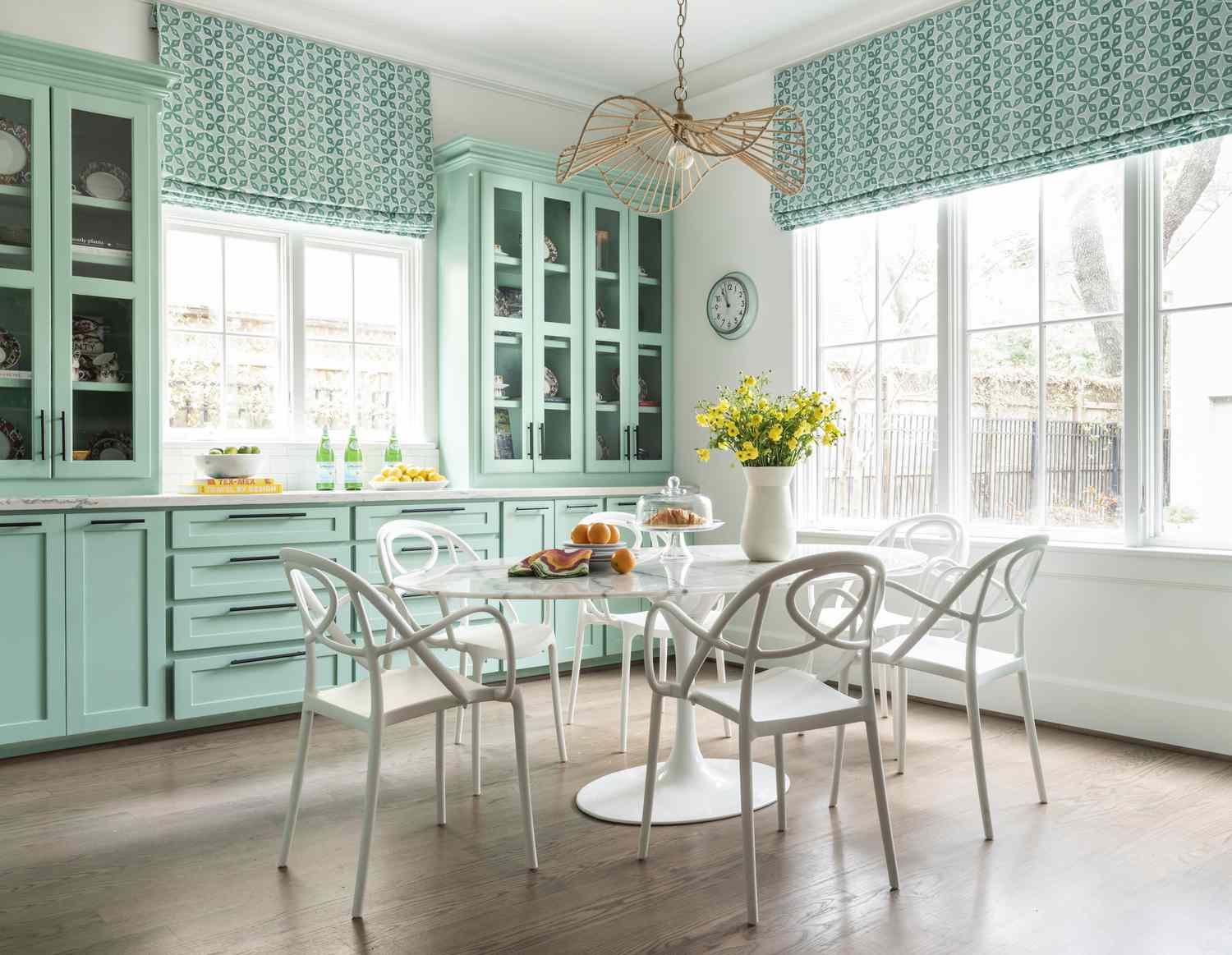 Sea green kitchen 