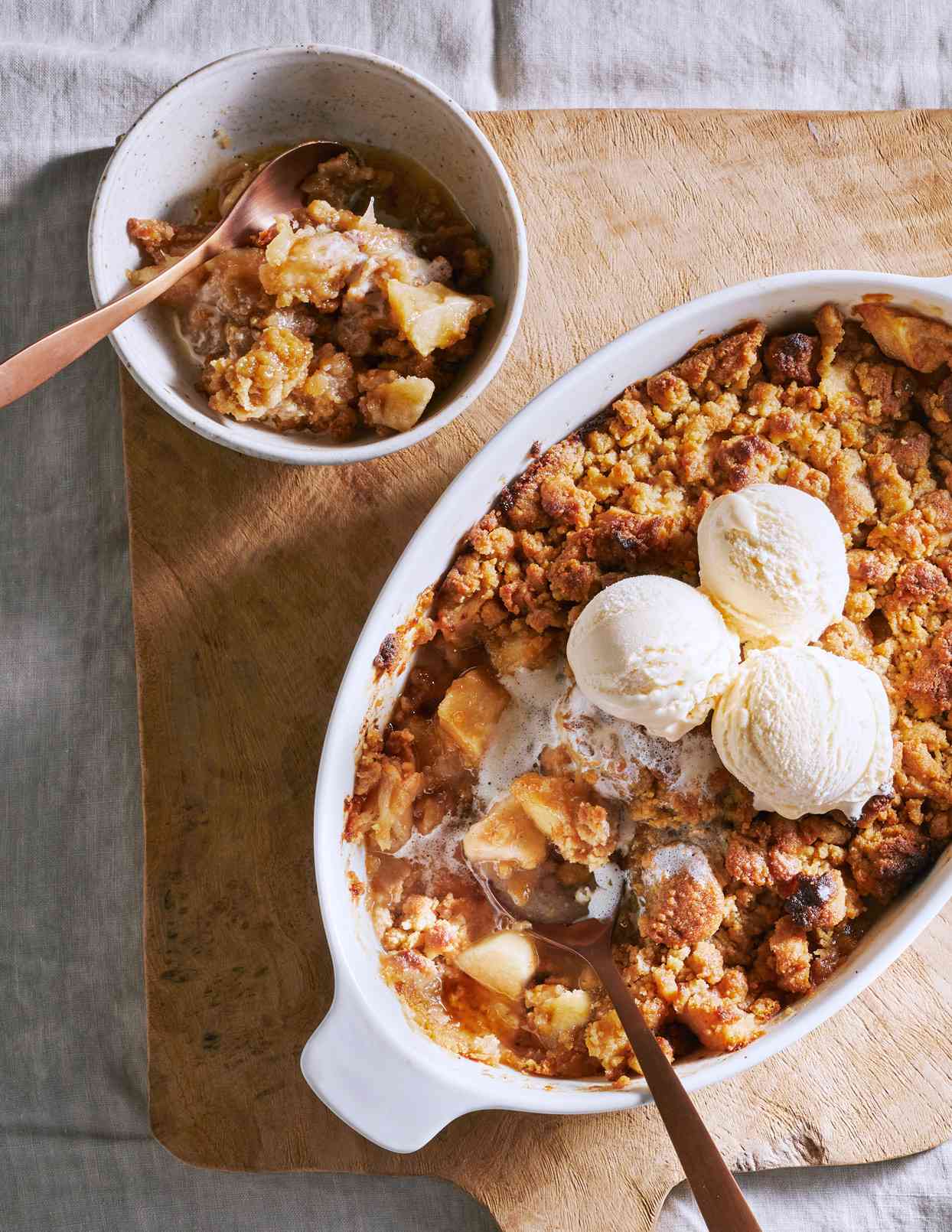 apple crumble topped with ice cream