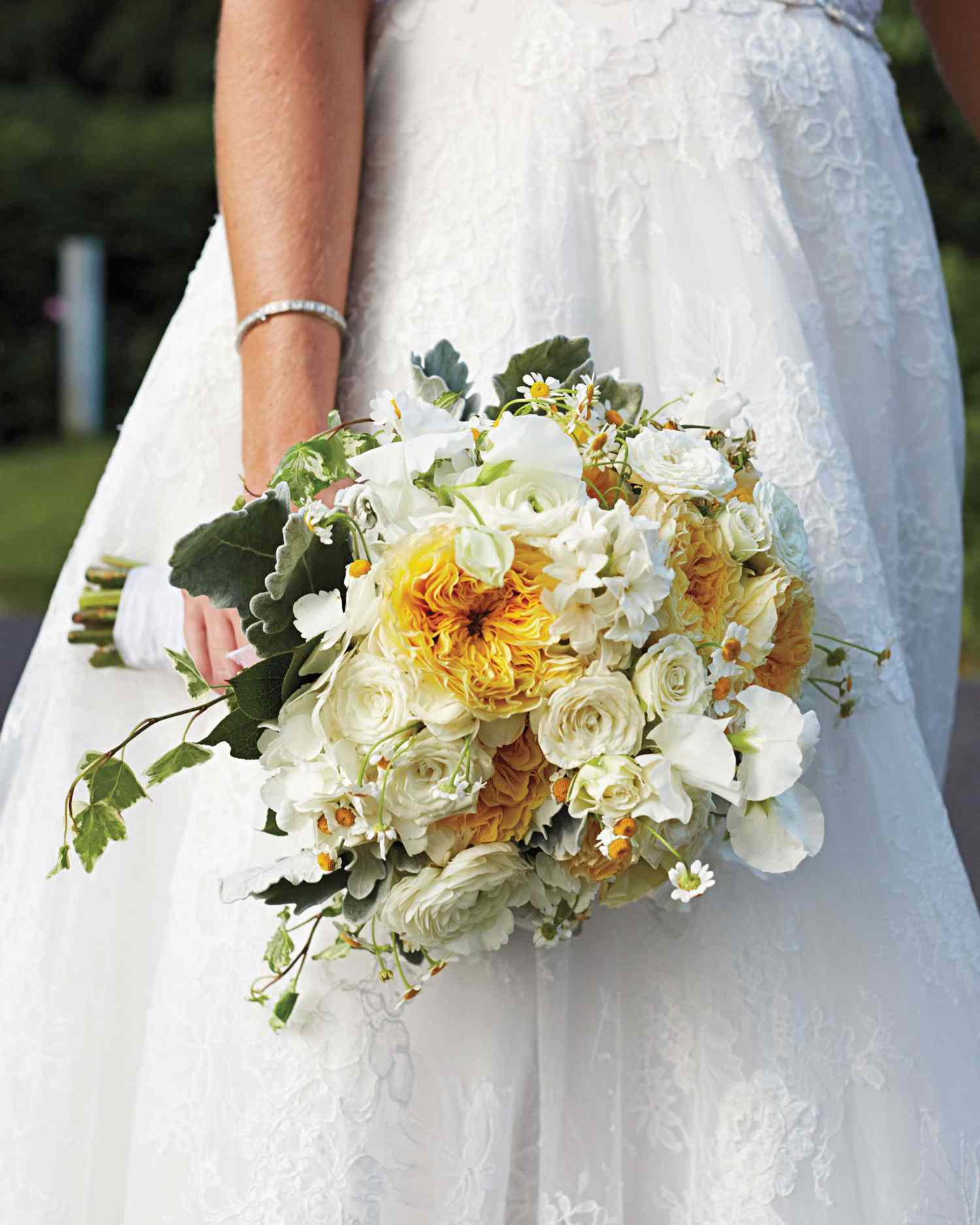 merin-ryan-real-wedding-bridal-bouquet.jpg