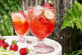 strawberry cucumber gin elderflower spritz