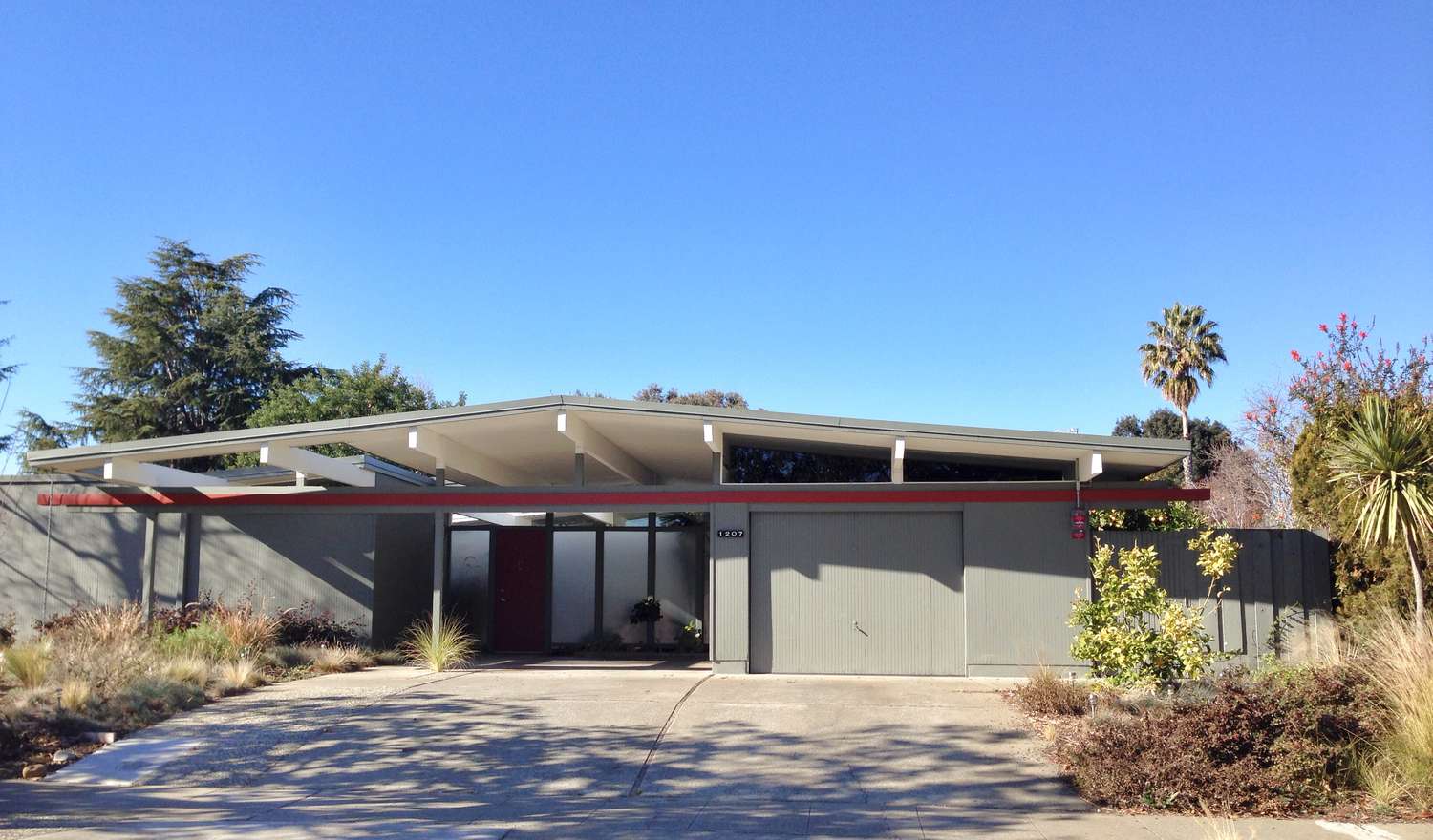 American Suburban Houses