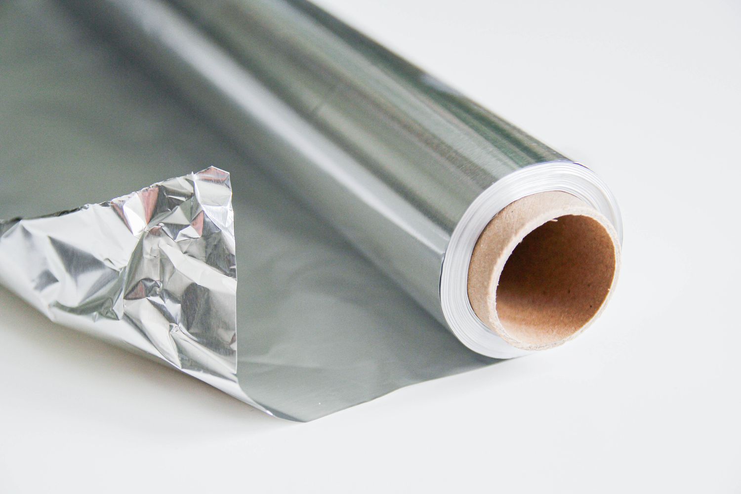 roll of aluminum foil