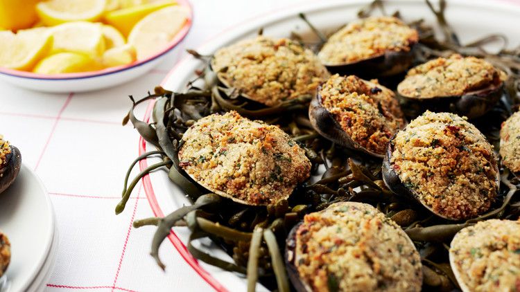 baked-stuffed-clams-070-d111289.jpg