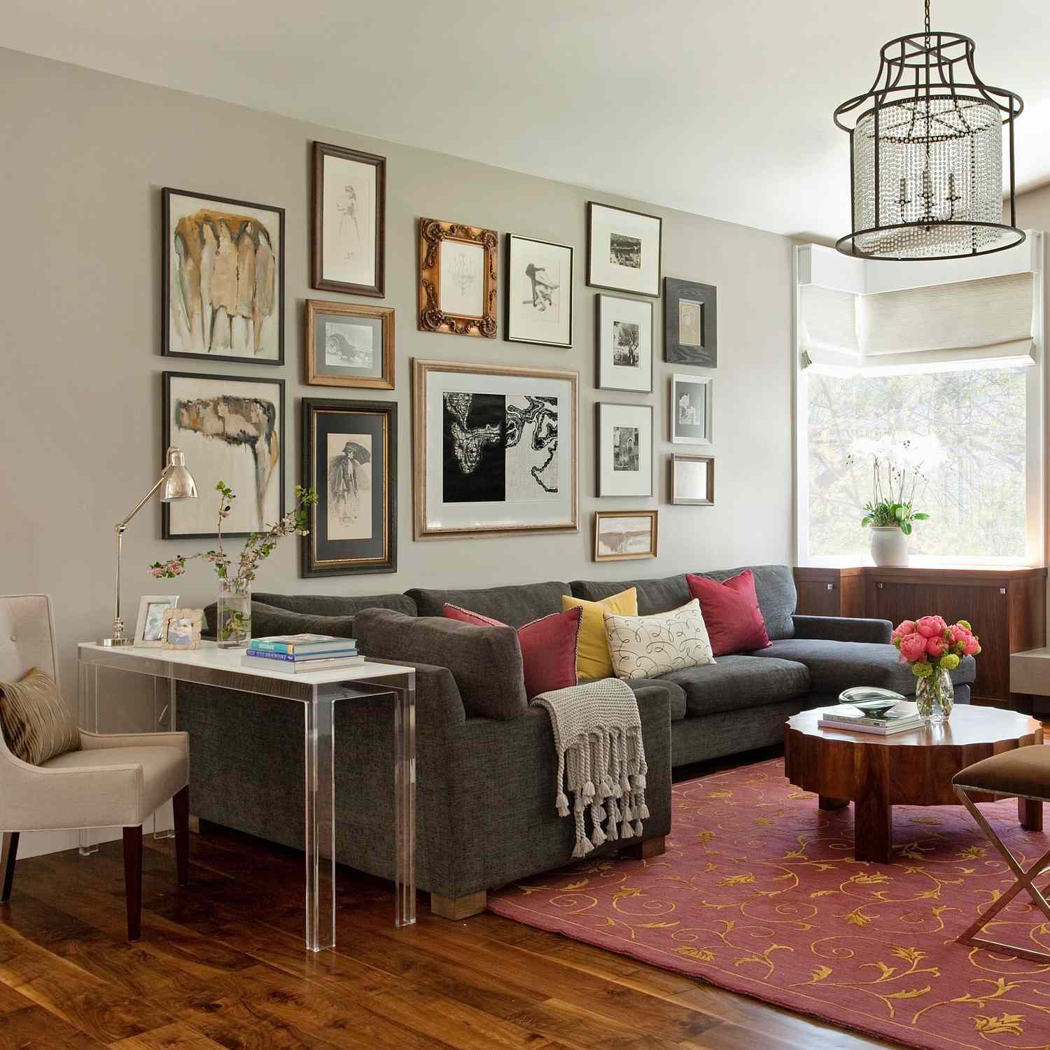 gallery-wall-0916.jpg (skyword:332417)