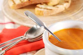 3095_012408_tomatosoup.jpg