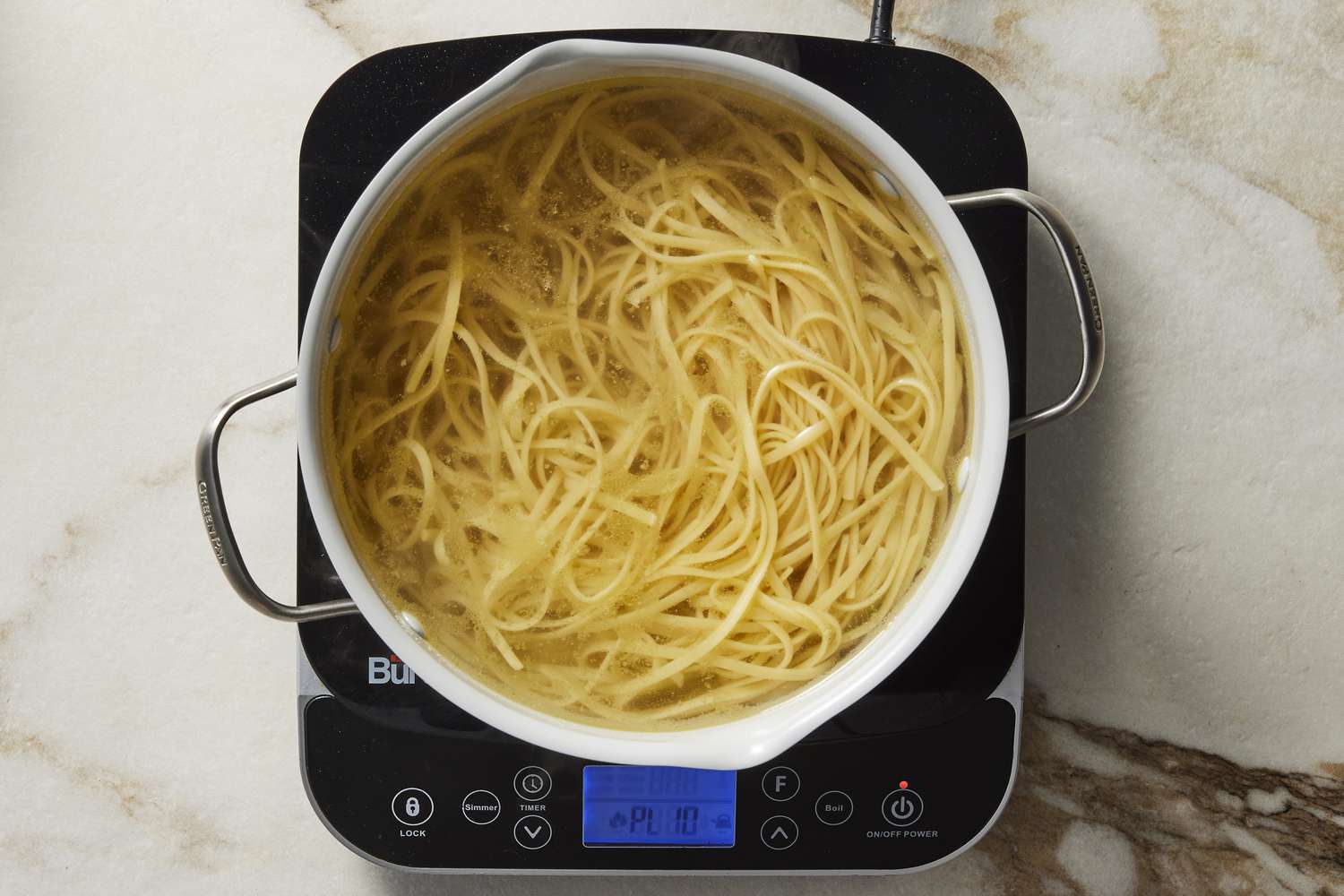 Pasta in pot