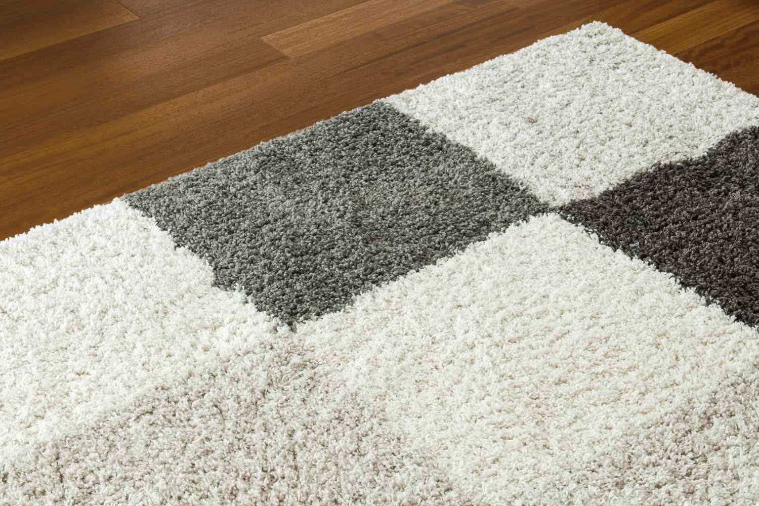 Hand-tufted rug